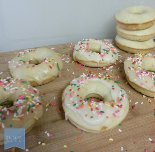 Baked avocado donuts by thegrantlife.com